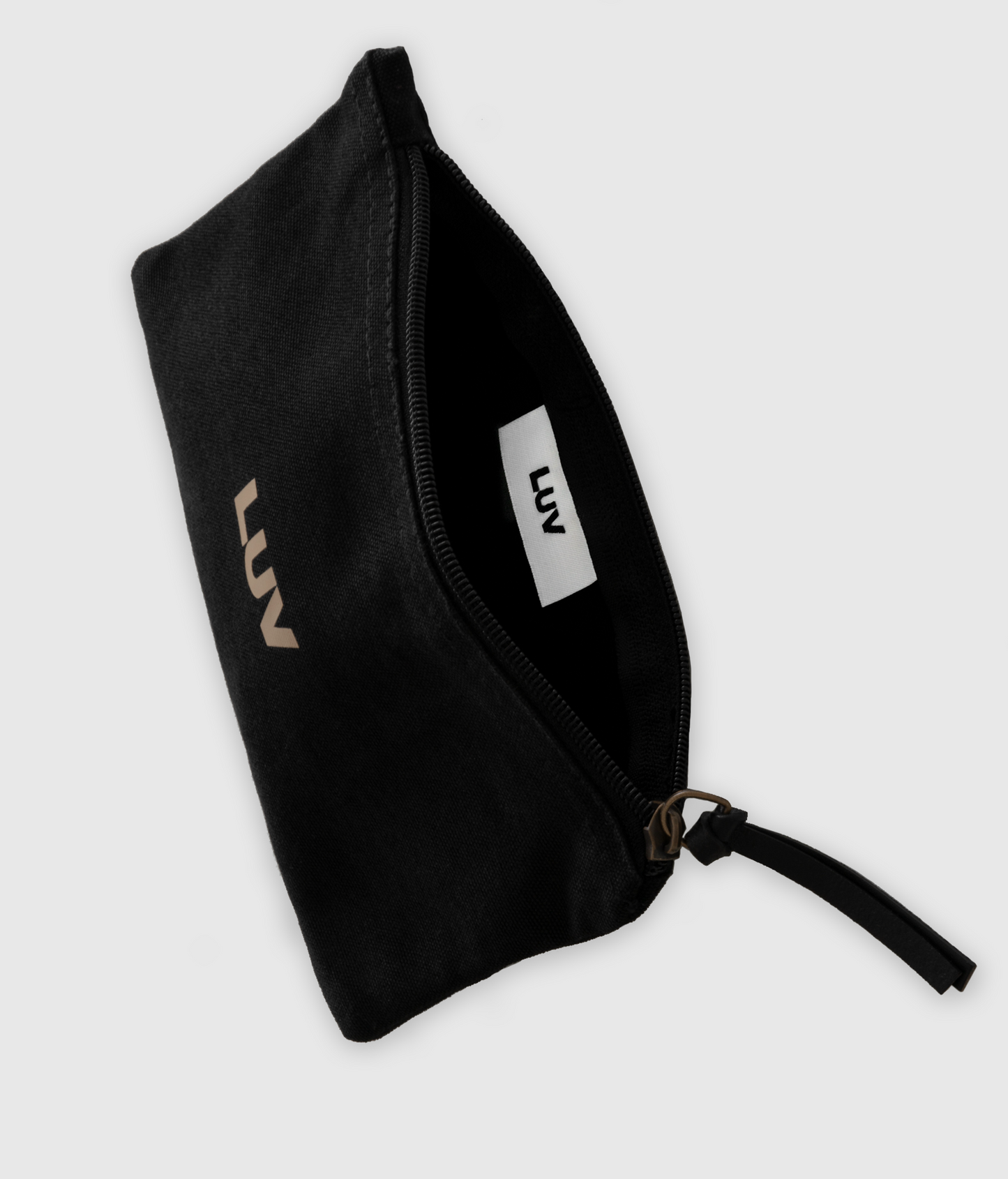 LUV POUCH (BLACK)